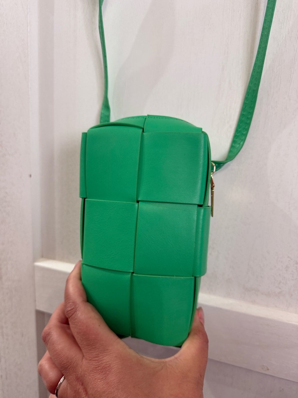 Green Woven Crossbody Bag - Stylish Everyday Carry